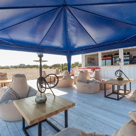 Hotel Promenad Zatoka Luaran gambar