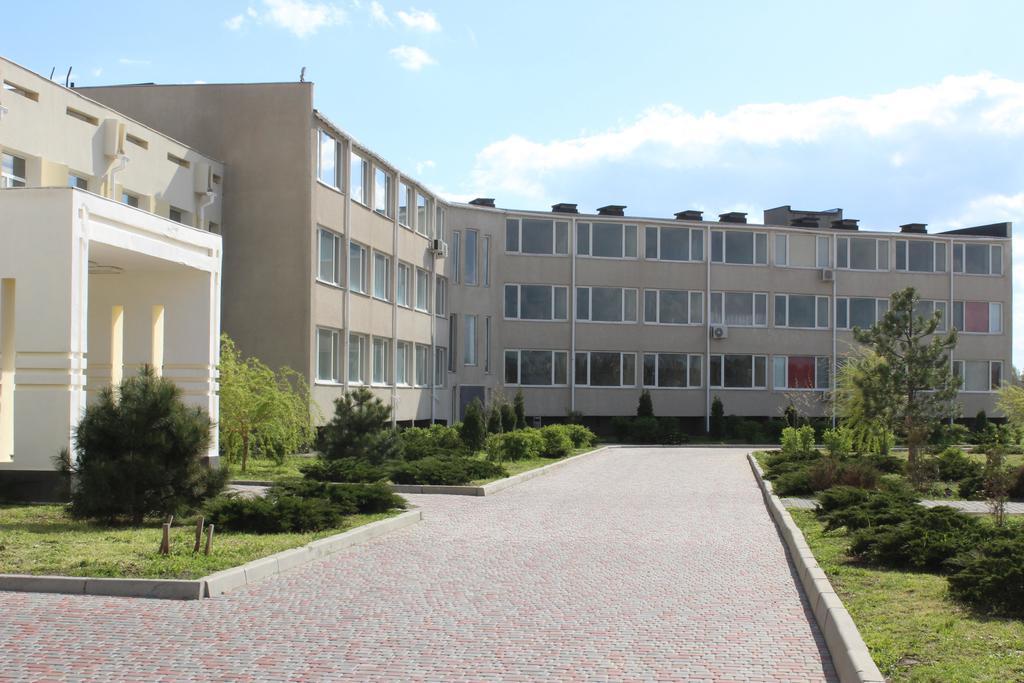 Hotel Promenad Zatoka Luaran gambar