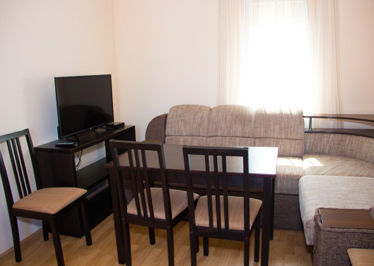 Hotel Promenad Zatoka Luaran gambar