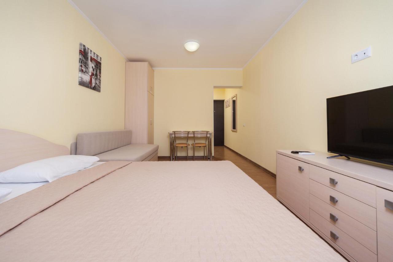 Hotel Promenad Zatoka Luaran gambar